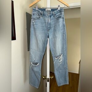 Abercrombie & Fitch Women's Light Wash High Rise Jeans 27 Long